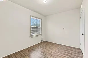 274 Collins, Richmond, CA 94801 - Photo 18