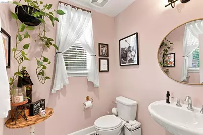 5456 Mountain Ridge Way, Antioch, CA 94531 - Photo 20