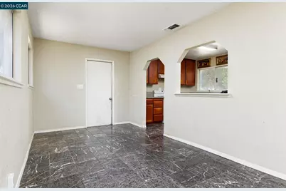 2330 Turnesa Ave, Sacramento, CA 95822 - Photo 6