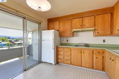339 Broadway #307, Alameda, CA 94501 - Photo 4