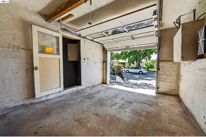 169 Marlow Dr, Oakland, CA 94605 - Photo 4