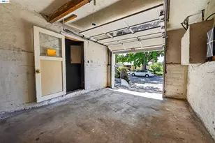 169 Marlow Dr, Oakland, CA 94605 - Photo 4
