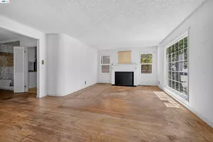 169 Marlow Dr, Oakland, CA 94605 - Photo 6