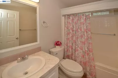 3263 Vineyard Ave. #108, Pleasanton, CA 94566 - Photo 14