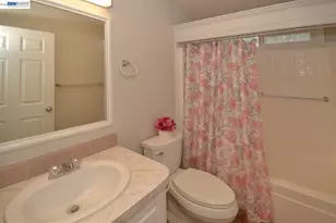 3263 Vineyard Ave, Pleasanton, CA 94566 - Photo 14