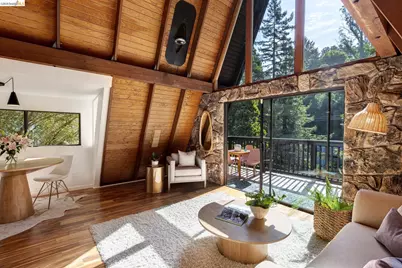6201 Thornhill Dr, Oakland, CA 94611 - Photo 8