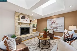 1130 Glencourt Dr, Oakland, CA 94611 - Photo 6