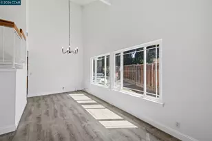 2750 Gomes Ct, Tracy, CA 95376 - Photo 8