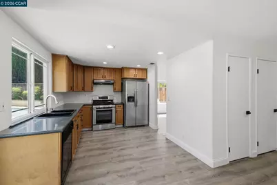 2750 Gomes Ct, Tracy, CA 95376 - Photo 12