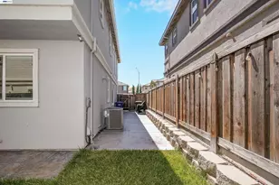 3001 Aragon Dr, Pittsburg, CA 94565 - Photo 16