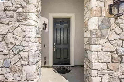 3001 Aragon Dr, Pittsburg, CA 94565 - Photo 24