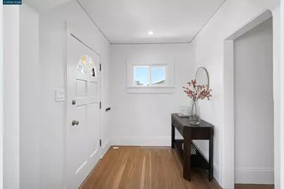 1300 Kains Ave, Berkeley, CA 94702 - Photo 14