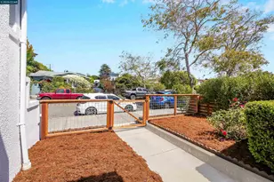 1300 Kains Ave, Berkeley, CA 94702 - Photo 10