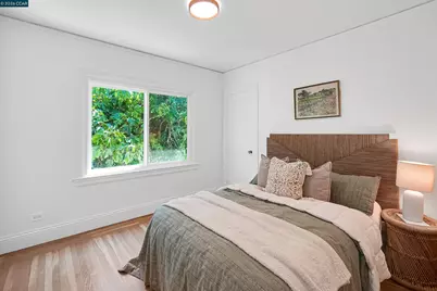 1300 Kains Ave, Berkeley, CA 94702 - Photo 28