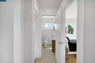 1300 Kains Ave, Berkeley, CA 94702 - Photo 34