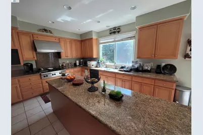 1250 Lagoon Rd, Pleasanton, CA 94566 - Photo 4