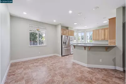37 Terrace Dr, Concord, CA 94518 - Photo 8