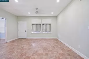 37 Terrace Dr, Concord, CA 94518 - Photo 4