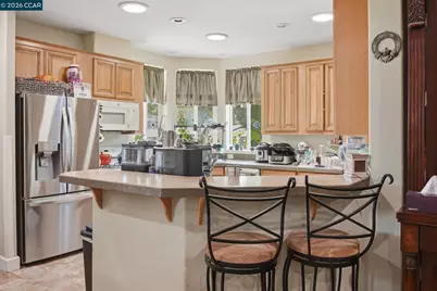 37 Terrace Dr, Concord, CA 94518 - Photo 24