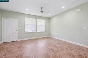 37 Terrace Dr, Concord, CA 94518 - Photo 6