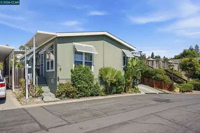 37 Terrace Dr, Concord, CA 94518 - Photo 2