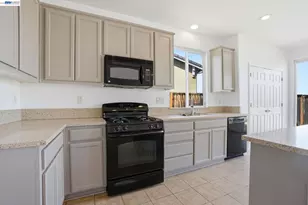 3805 Osprey Dr, Antioch, CA 94509 - Photo 12
