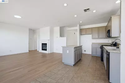 3805 Osprey Dr, Antioch, CA 94509 - Photo 10