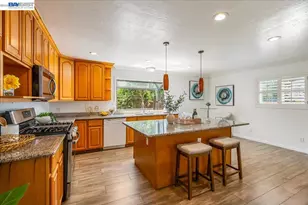 3675 Monterey Blvd, San Leandro, CA 94578 - Photo 8