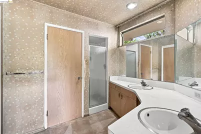635 Longridge Road, Oakland, CA 94610 - Photo 28