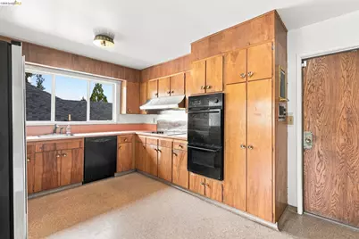 635 Longridge Road, Oakland, CA 94610 - Photo 14