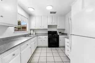 5253 Iris Way, Livermore, CA 94551 - Photo 12