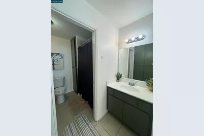 7516 Whisperwillow Dr, Sacramento, CA 95828 - Photo 10