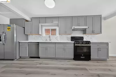 3240 Logan St, Oakland, CA 94601 - Photo 28