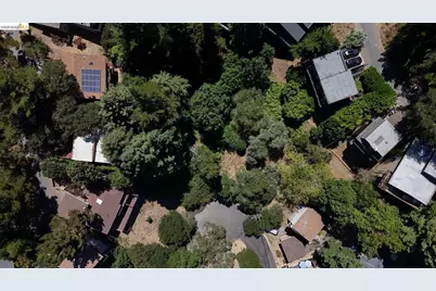 6488 Westover Dr, Oakland, CA 94611 - Photo 2