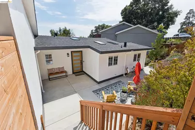 24 Somerset Rd, Piedmont, CA 94611 - Photo 6