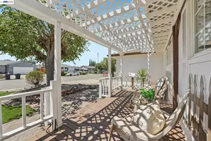5954 Running Hills Ave, Livermore, CA 94551 - Photo 4