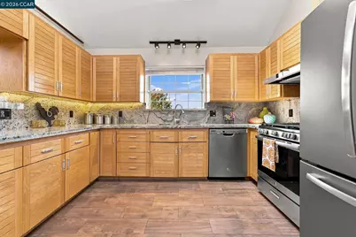 16516 Foothill Blvd, Castro Valley, CA 94578 - Photo 16