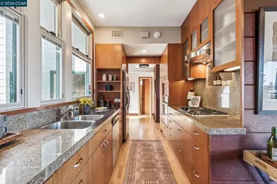 473 Pershing Dr., Oakland, CA 94611 - Photo 24