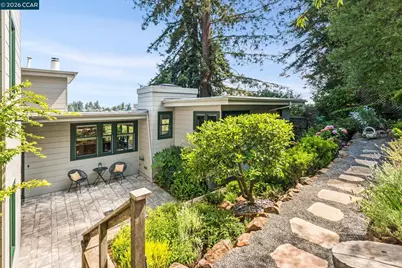 473 Pershing Dr., Oakland, CA 94611 - Photo 62