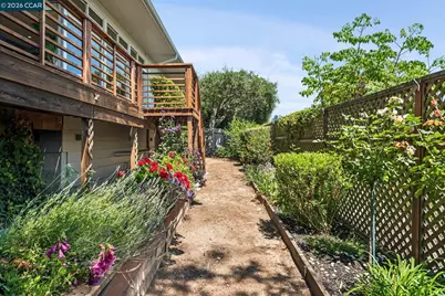 473 Pershing Dr., Oakland, CA 94611 - Photo 56