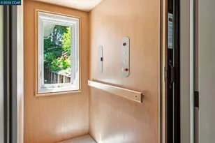 473 Pershing Dr, Oakland, CA 94611 - Photo 44