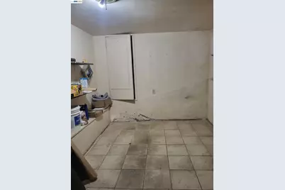 2137 27th, Oakland, CA 94606 - Photo 20
