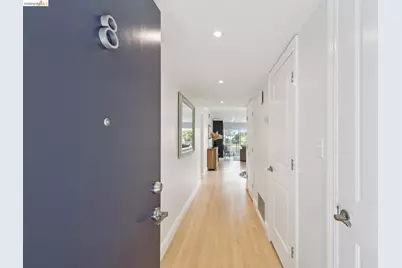 2316 Lakeshore Ave #8, Oakland, CA 94606 - Photo 2