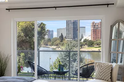 2316 Lakeshore Ave #8, Oakland, CA 94606 - Photo 30