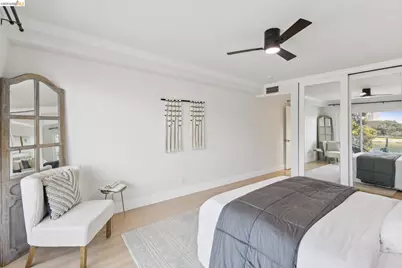 2316 Lakeshore Ave #8, Oakland, CA 94606 - Photo 28
