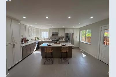 3933 Midvale Ave, Oakland, CA 94602 - Photo 8