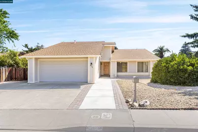 412 Solano Dr, Benicia, CA 94510 - Photo 2