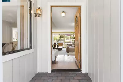412 Solano Dr, Benicia, CA 94510 - Photo 4