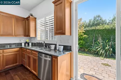 5204 Skyler Court, Concord, CA 94521 - Photo 8