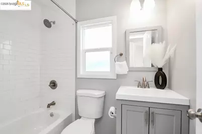 3818 Suter St, Oakland, CA 94619 - Photo 30